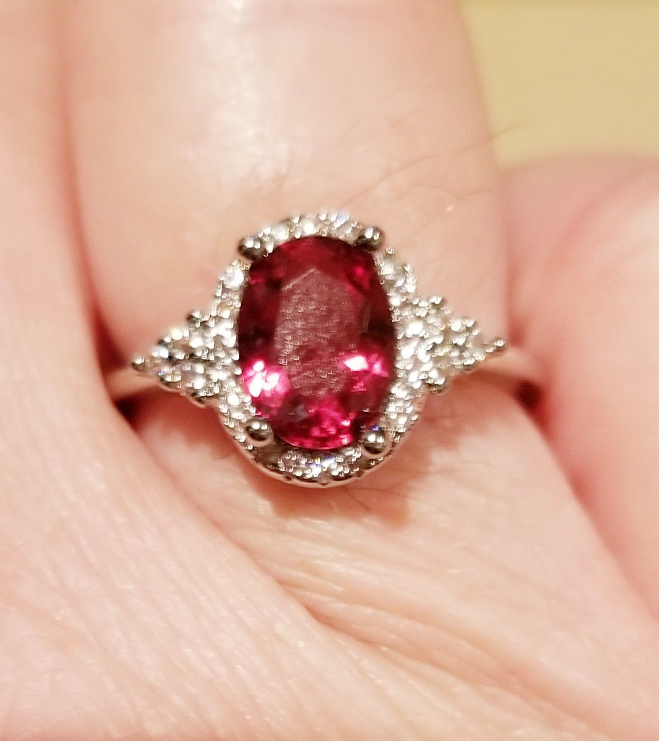 Ruby ring.... size 6