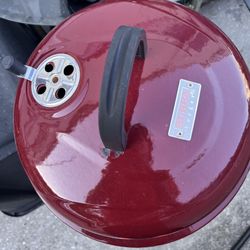 Bubba Burgers Brand Mini Charcoal Grill