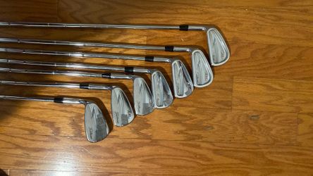Left handed Titleist Iron Set 4-Pw ZB Forged