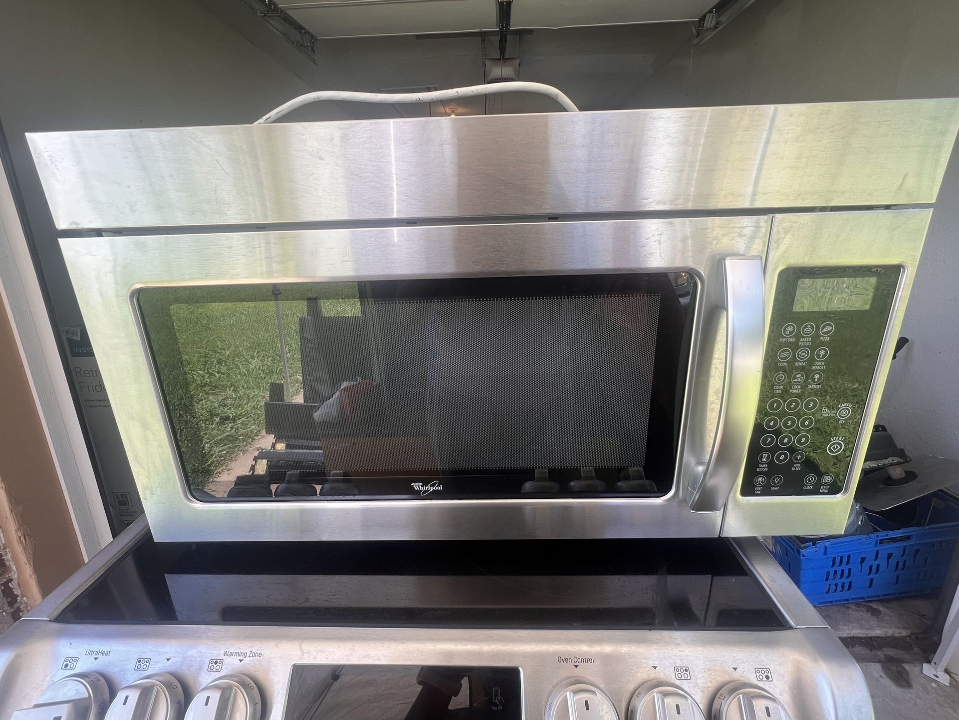 Whirlpool 1.6 cu. ft. Microwave-Range Hood Combination