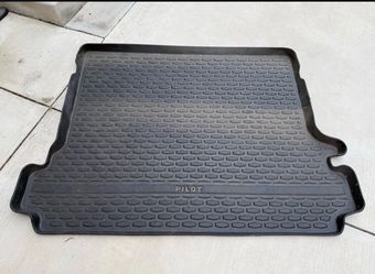 Great condition Rubber Cargo Liner (Genuine Honda pilot) 2003-2008