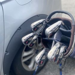 Razor X Irons Aw-4  (graphite Regular Flex )  (250 Obo)