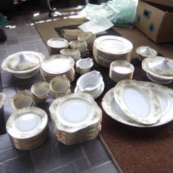 Vajilla De Japon. 90 Piesas