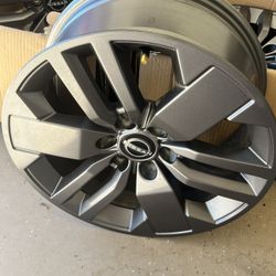 2025 Nissan Frontier Wheels