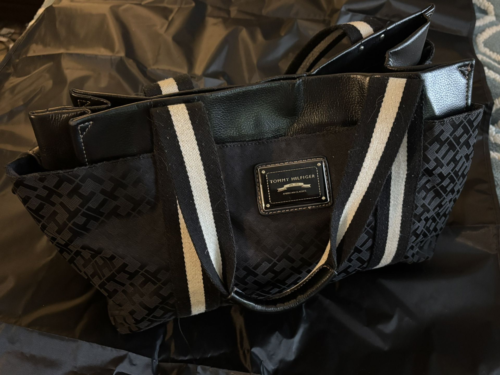 Tommy Hilfiger Handbag 