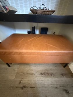 Storage bin