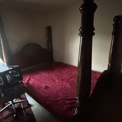 King bed Frame/ Dresser