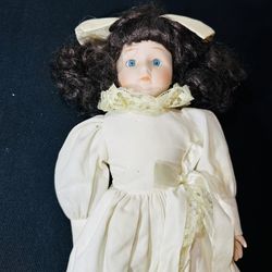 Vintage Country Porcelain Doll Girl Brown Hair & Eyes With Box 17”
