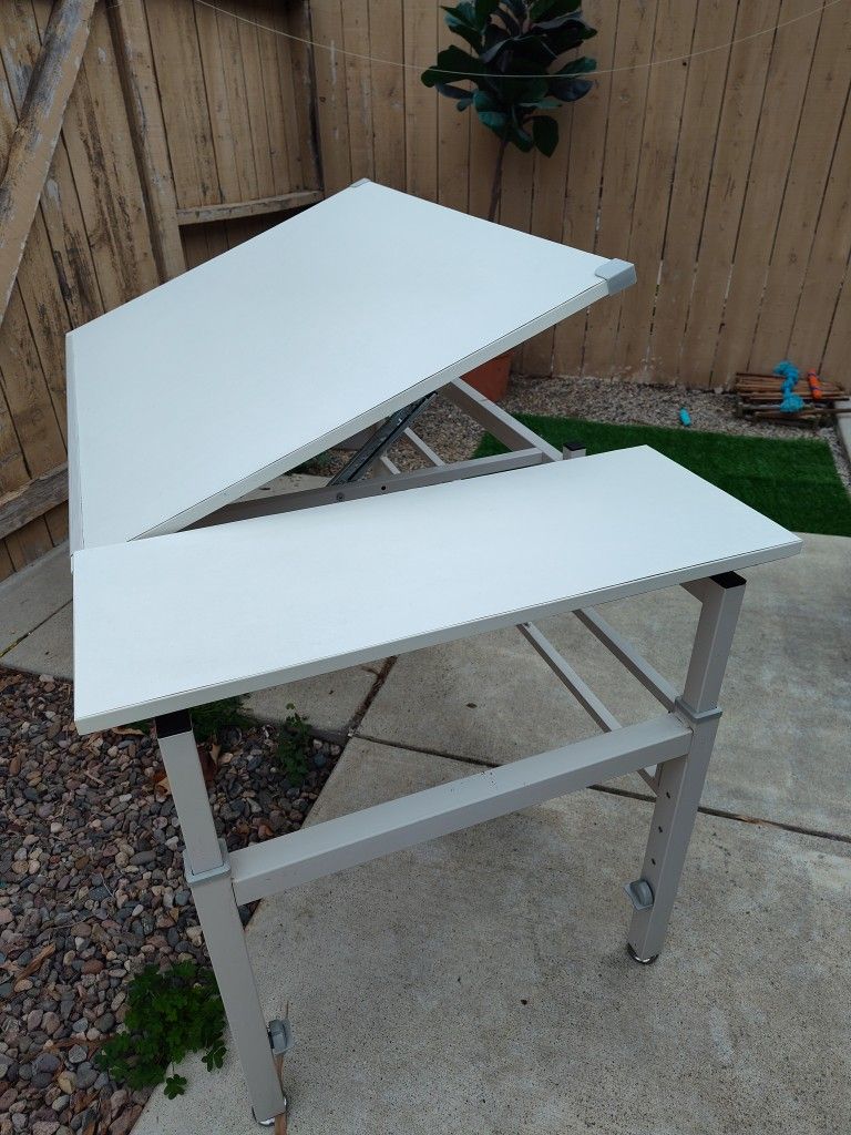 Adjustable Drafting Desk (Architect / Artist Desk)