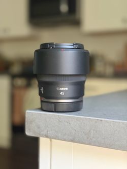 Canon RF 45 1.2 STM With Lens Hood