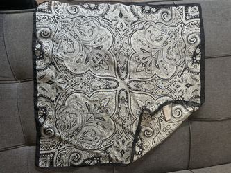 Jones New York scarf