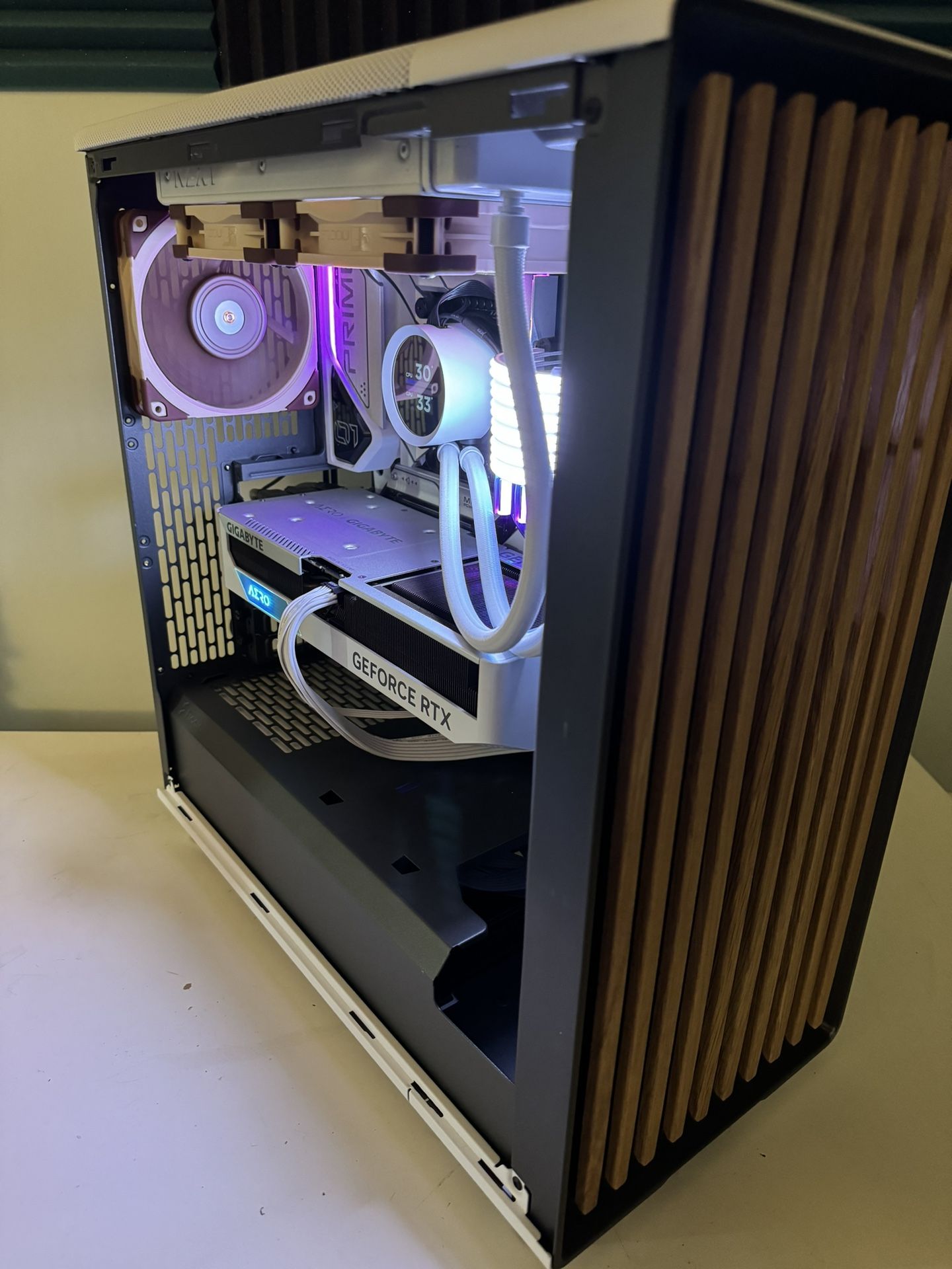 All-White I9 13900K, RTX 4070, 32GB DDR5