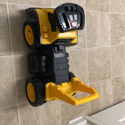Mega Bloks CAT 3-in-1 Ride-On Truck Vehicle