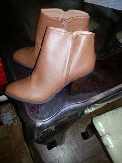 Botines cafes