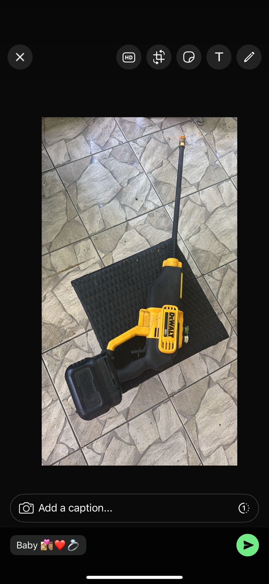 Dwalt Cordless Pressure Washer