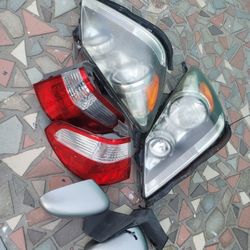 06 Honda Odyssey Headlights & Taillights Part's 