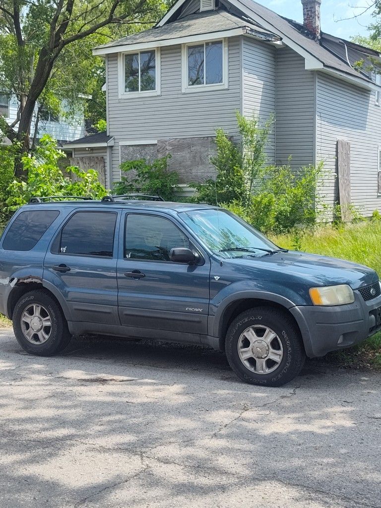 2001 Ford Escape