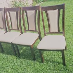 4 Dinning room Chairs