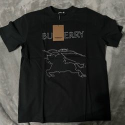 Burberry T-Shirt - New With Tags - Size (S)