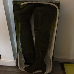 Tory Burch High Knee Boots