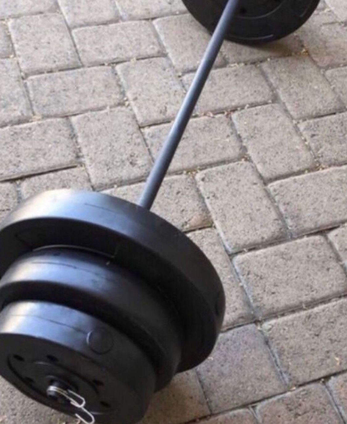 Gym equipment barbell with 100lb weight set