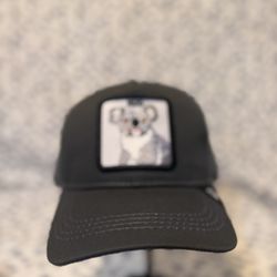  Vintage Embroidered Animal Patch Trucker Cap 