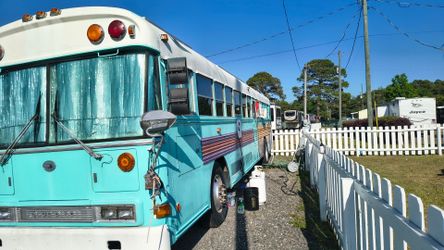Off grid converted school bus/skoolie