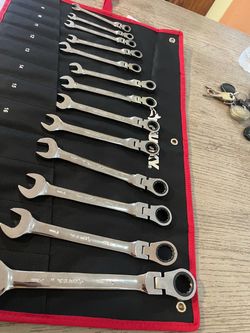 Husky Flex Head Ratcheting Wrench Set Metric