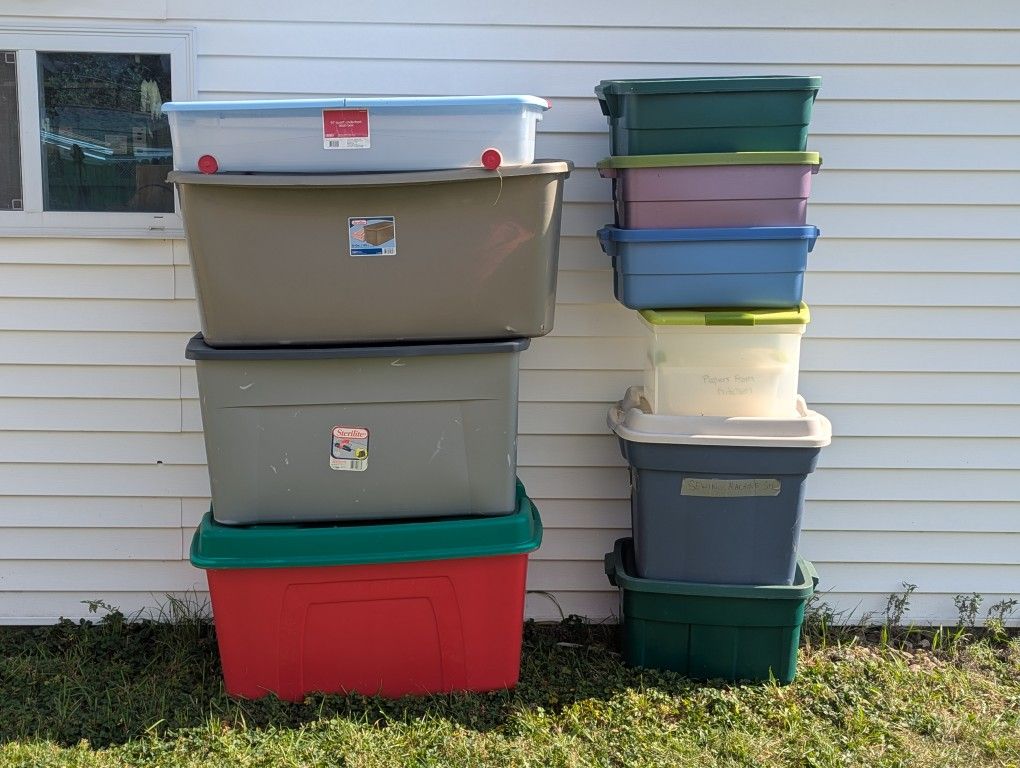 storage bundle ALL 10 ARE INCLUDED