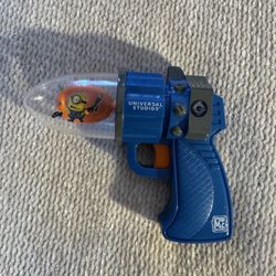 2004 Light Up Universal Studios Minion Nano Toygun