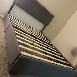 Queen Bed frame With Storage Drawers 