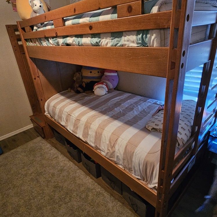 Solid Wood Bunk Bed With Drawers