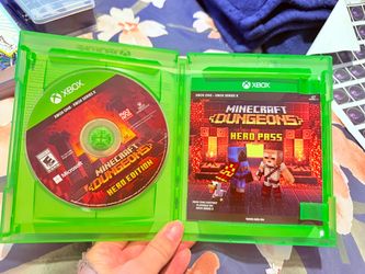 Minecraft dungeons hero pass