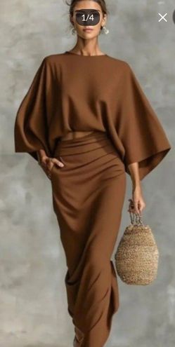 New Women's two piece Rustic Color Skirt Set in a Size Small