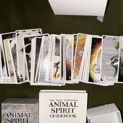 Kim Krans “The Wild Unknown Animal Spirit” Tarot Deck + Guidebook