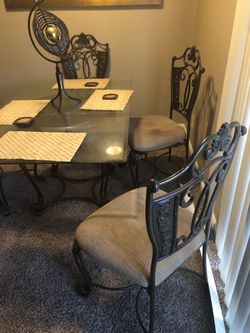 Dinning Table And Chairs