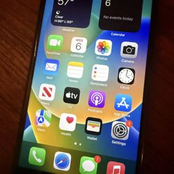 64GB iPhone 8 Plus (microphone and charging port Damaged)