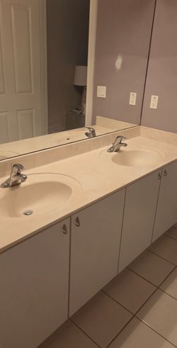 78" Double Vanity w/faucets