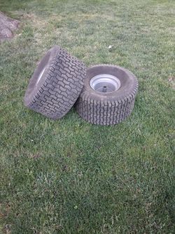Lawn tractor wheels