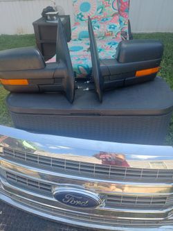 Ford side mirrors n run lights an floor mats