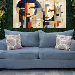 (Free Delivery 🚚 ) Gray Suede-Like Couch 🛋️ 