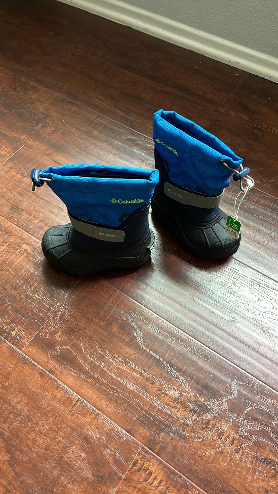 Brand New! Columbia Kids Boots Size 9 $30