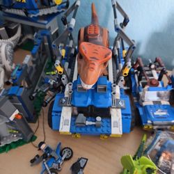 Lego Jurassic World Trex Tracker 90 Percent Complete 