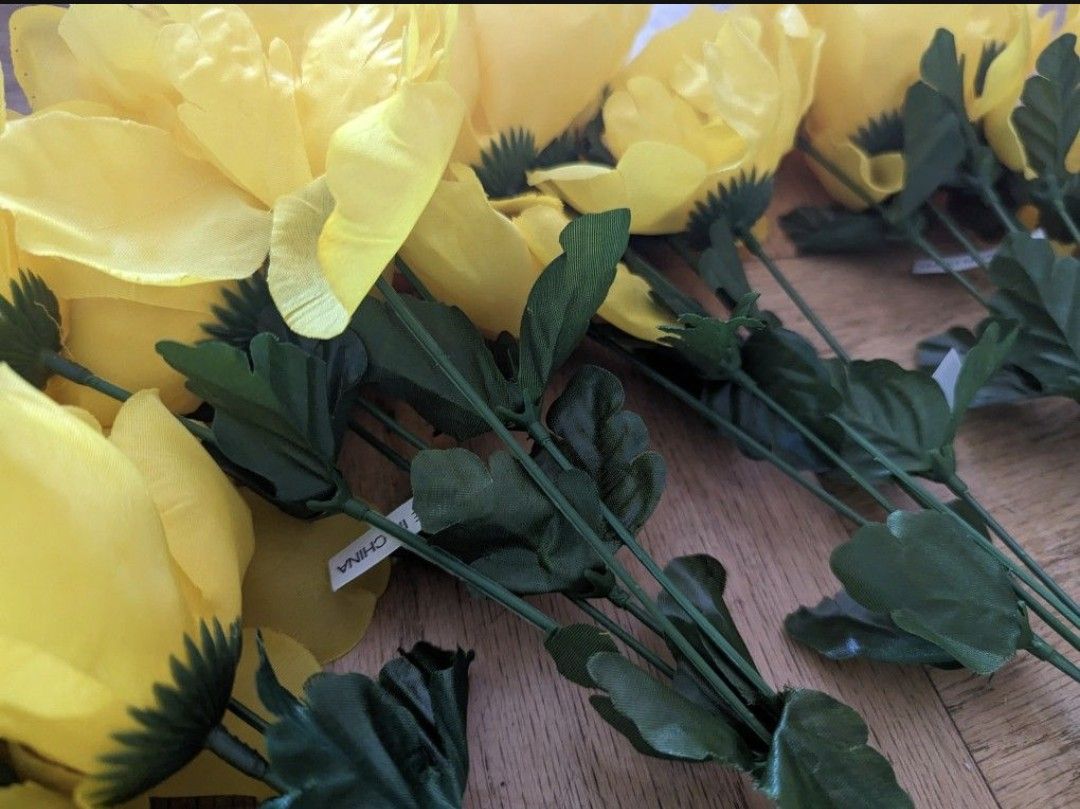 Artificial Flowers - NEW