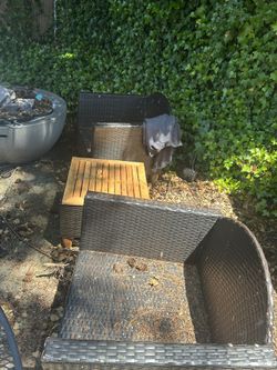 Outdoor Chairs And Little Table Nice!!