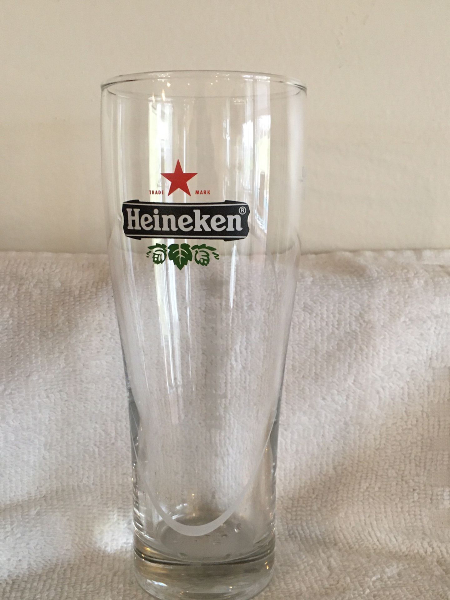 4 Heineken Pilsner Beer Glasses