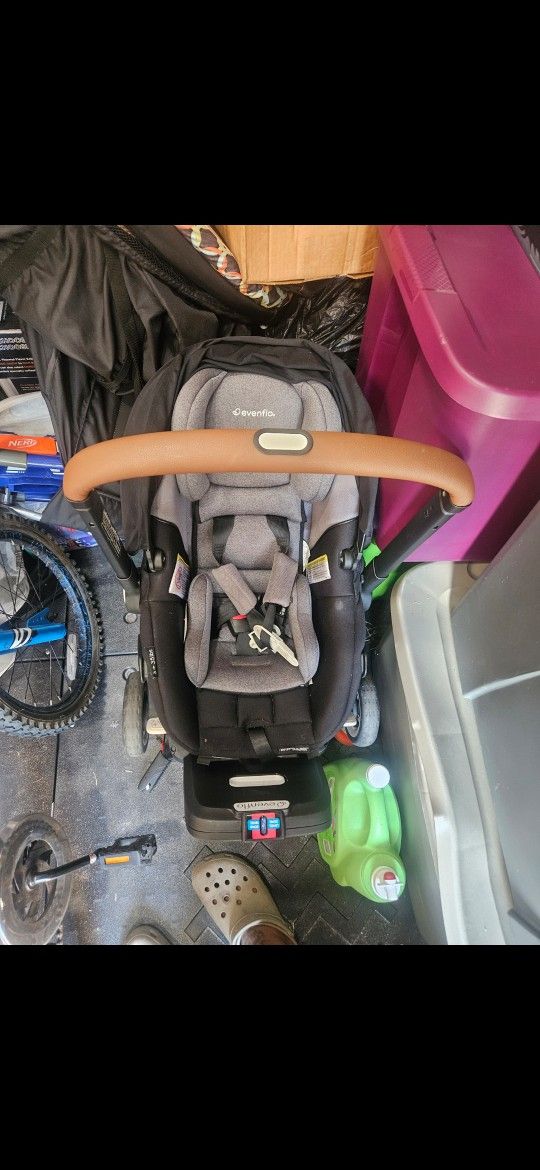 Evenflo Shyft Dualride Gold 