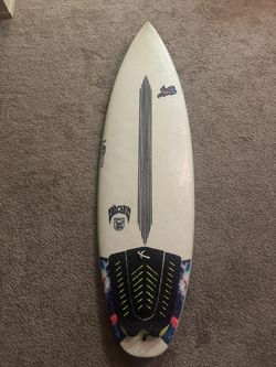 5’6 Lost Little Wing Libtech