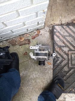 alternator/ Chrysler 200s 2015