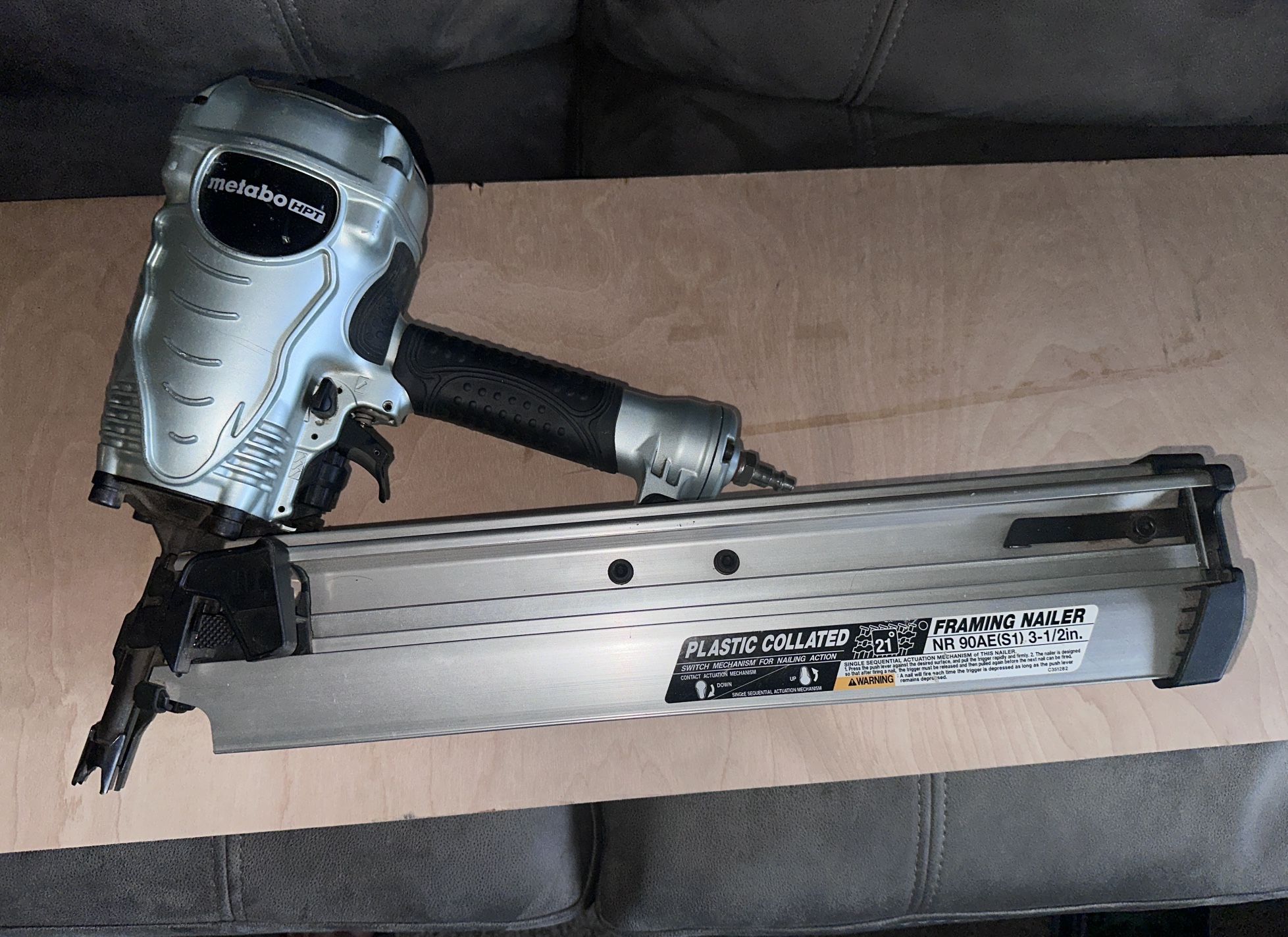 METABO HPT NR90AES1